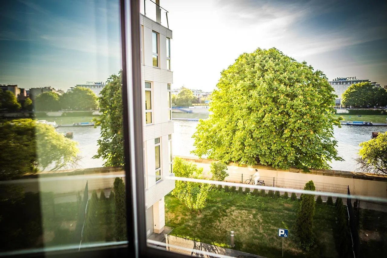 Riverside Aparthotel Cracow Krakow 3*,